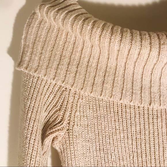 Off shoulder tan sweater - M - Picture 2 of 3